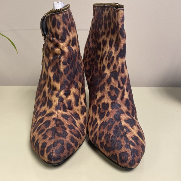 Bootie - Picture 3 of 3